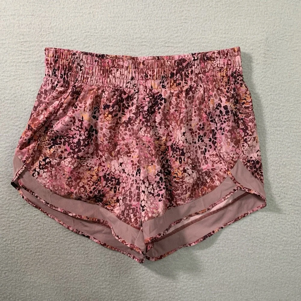 Athleta Mesh Racer Run Mid Rise 4 Short Pink Combo 3X
